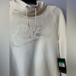 Nike women’s XL hoodie